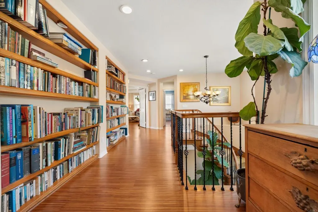 https://cdn.realtyfeed.com/cdn/127/306736530/8adeea3ccf1ad39972169f20c6030f06.webp
