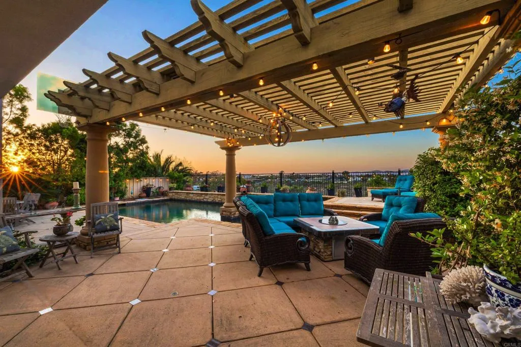 https://cdn.realtyfeed.com/cdn/127/306736530/b1fa36b4c13622a6b002afbfaae124a5.webp