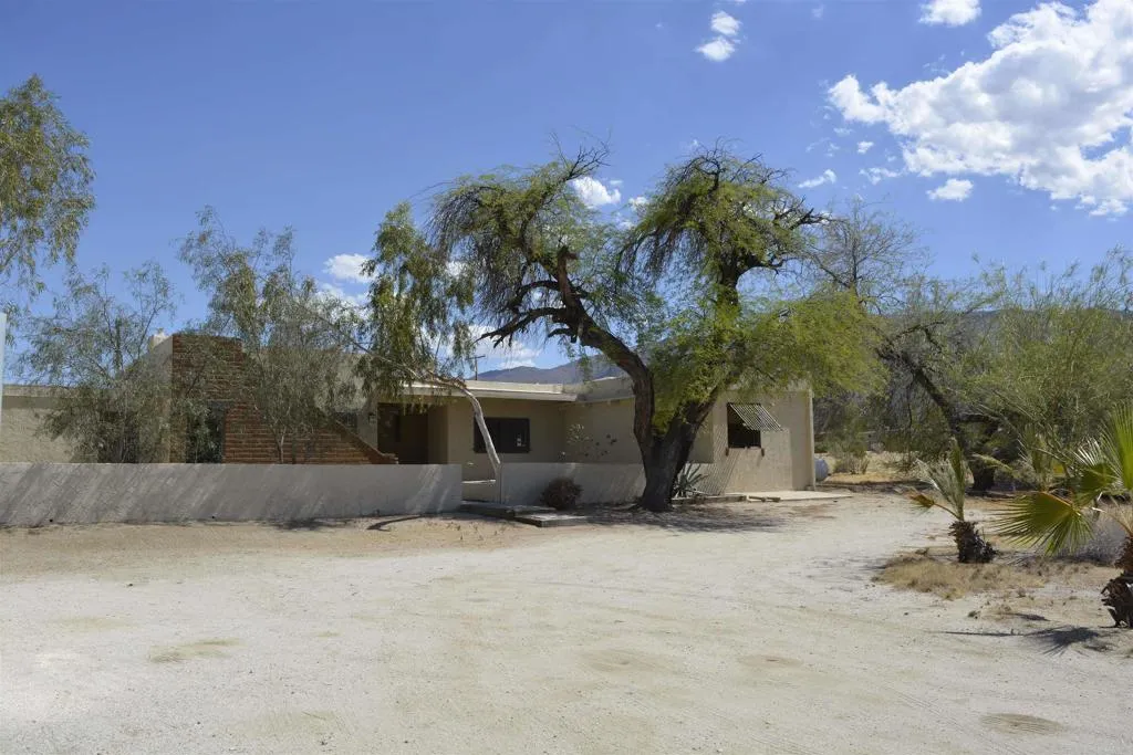 https://cdn.realtyfeed.com/cdn/127/306736546/1fbe8a142fba8ebfc9b45c957a122584.webp