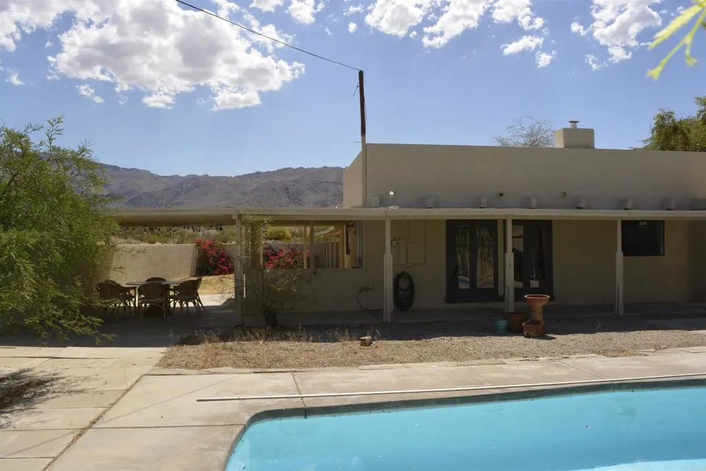 https://cdn.realtyfeed.com/cdn/127/306736546/5ea24fada50e258a7ef8c08f740285f4.webp