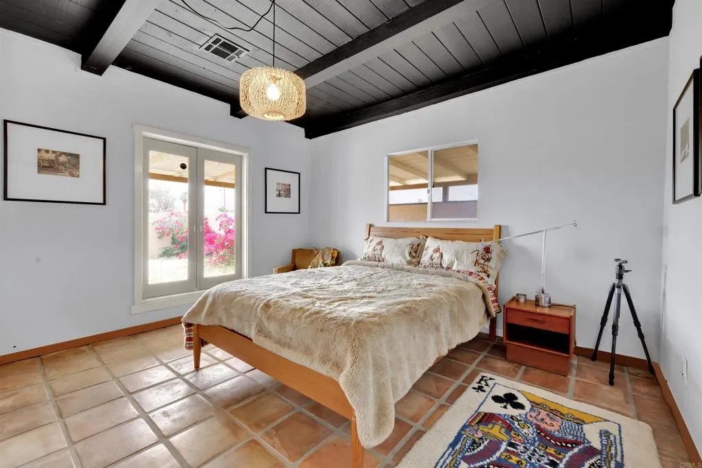 https://cdn.realtyfeed.com/cdn/127/306736546/e4ee906be5ceac0e8fa9eff662f45cbe.webp