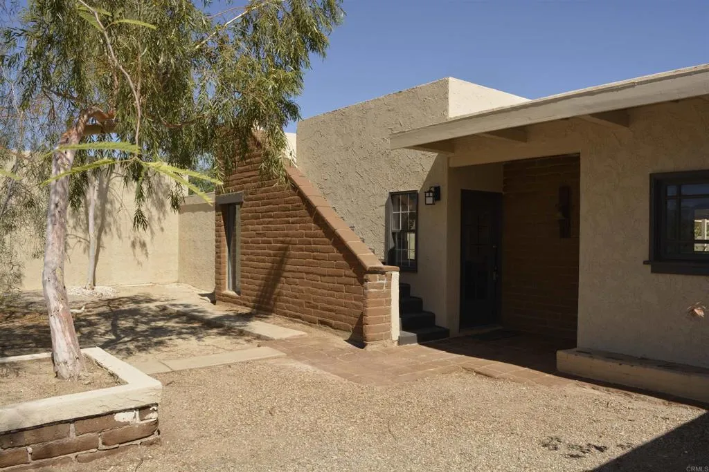 https://cdn.realtyfeed.com/cdn/127/306736546/f5e53d8eb1e5095b07373f2bf522678a.webp