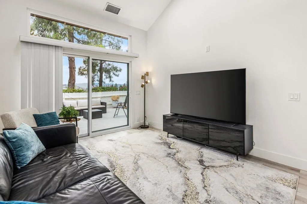 https://cdn.realtyfeed.com/cdn/127/306736563/ae2cb472586532b85bfe1104ae25e45e.webp