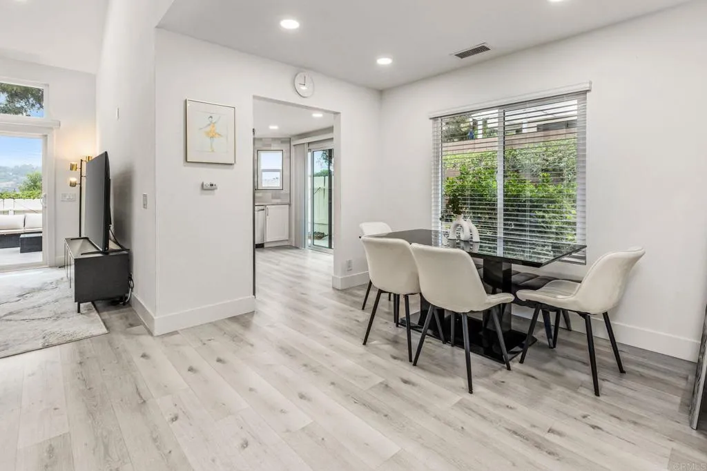 https://cdn.realtyfeed.com/cdn/127/306736563/d4a239102c67aee99eb0e39e583c478d.webp