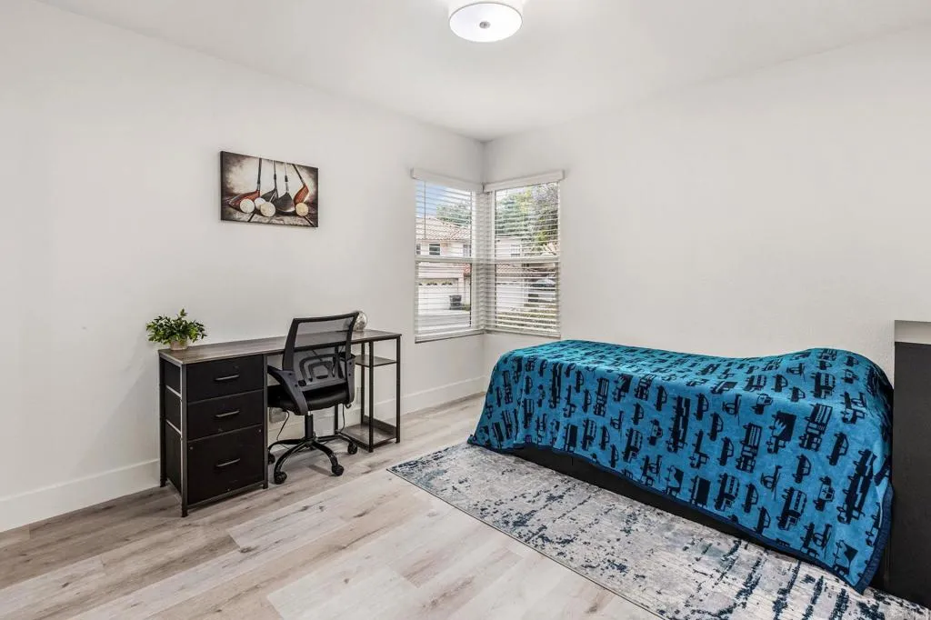 https://cdn.realtyfeed.com/cdn/127/306736563/f4c3b16bb016b7ff6419947a9a300f6c.webp