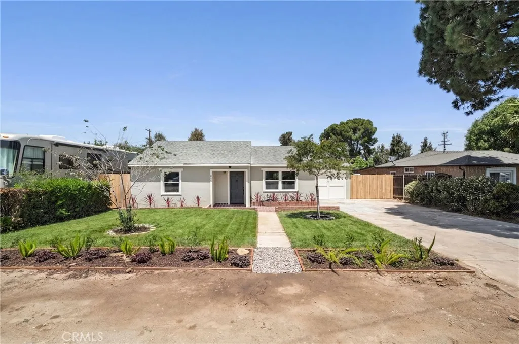 Corona, CA 92882