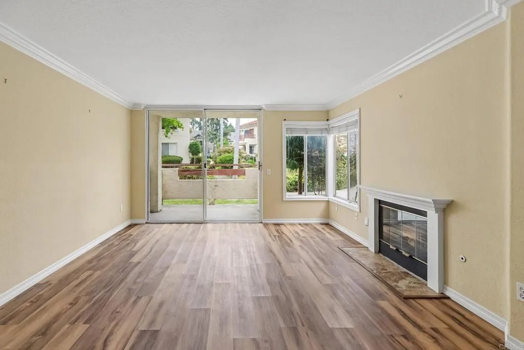 https://cdn.realtyfeed.com/cdn/127/306736572/049bf63a8e774d8156473d627690a5ee.webp