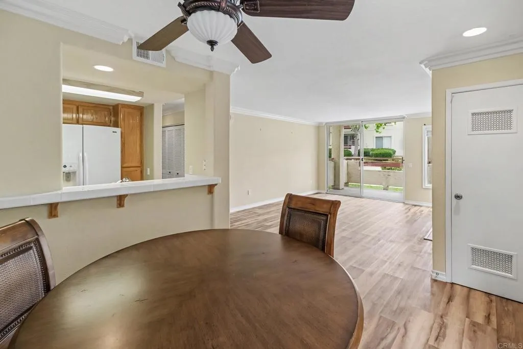 https://cdn.realtyfeed.com/cdn/127/306736572/49b8ab05da309d8fb970c162a8fd82e1.webp