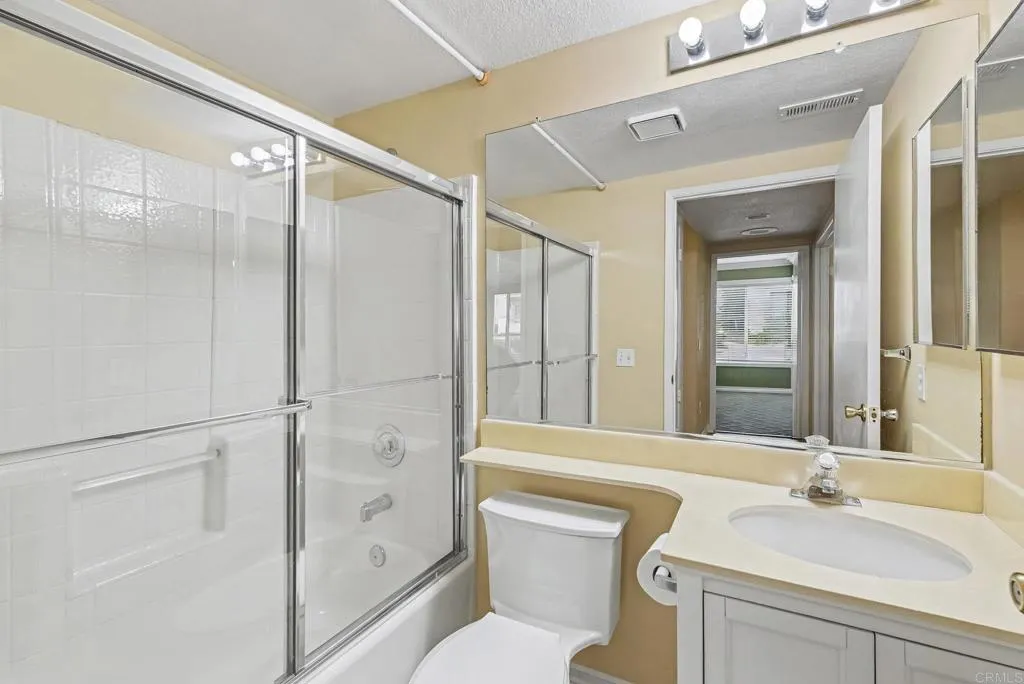 https://cdn.realtyfeed.com/cdn/127/306736572/808a39d2ca08f8b4567d1487af33c79f.webp
