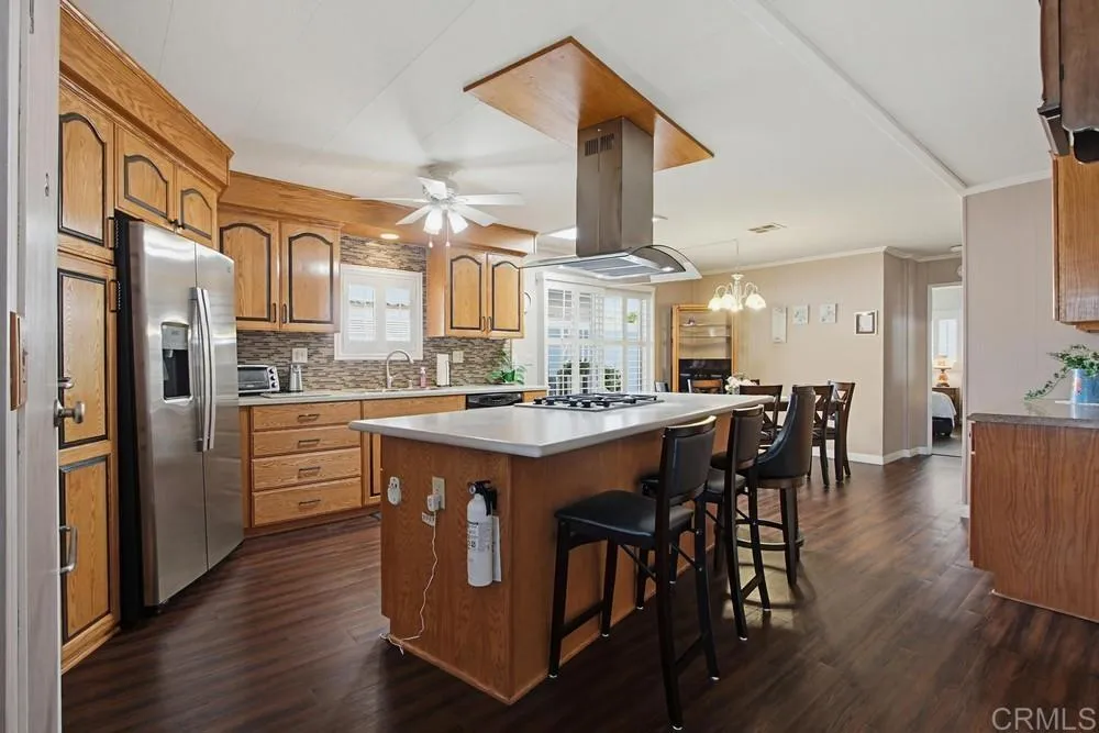 https://cdn.realtyfeed.com/cdn/127/306736599/02b876e508d42d064adfd1874a975f8f.webp
