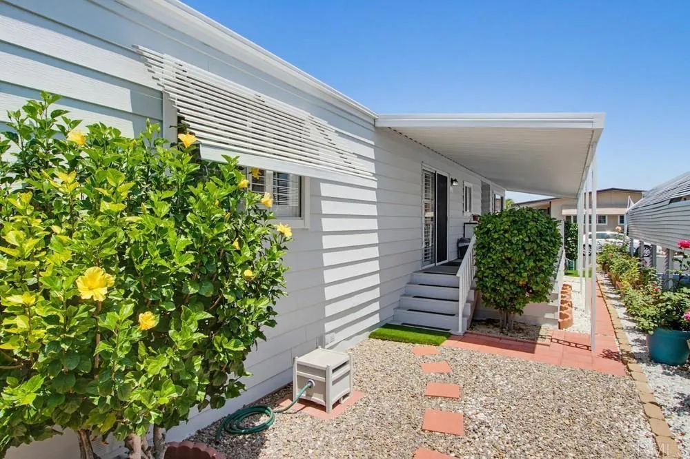 https://cdn.realtyfeed.com/cdn/127/306736599/5f9fff0a6709fb099d760eb5a47b5415.webp