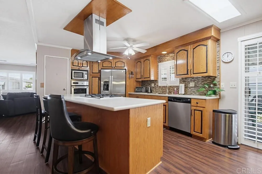 https://cdn.realtyfeed.com/cdn/127/306736599/8e9729bfe18860a07be5896e64ea8b80.webp