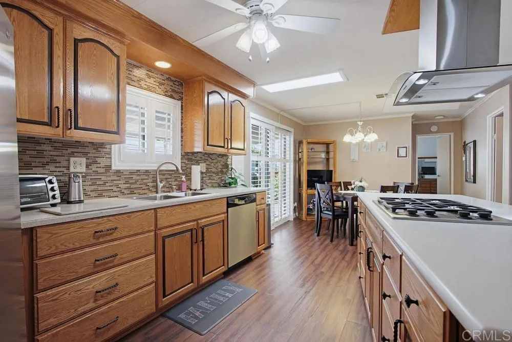 https://cdn.realtyfeed.com/cdn/127/306736599/90b30f708e8665c897d0f41bf7fed6d0.webp