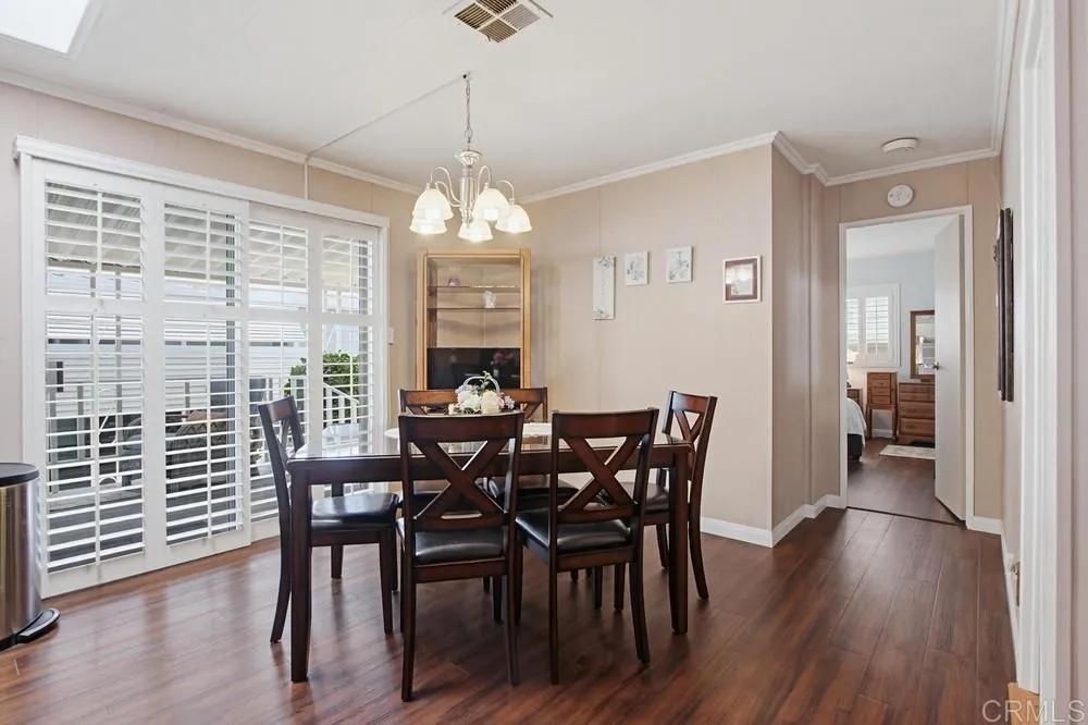 https://cdn.realtyfeed.com/cdn/127/306736599/bff35c95bad22f1b03d64f5fa036c2d2.webp