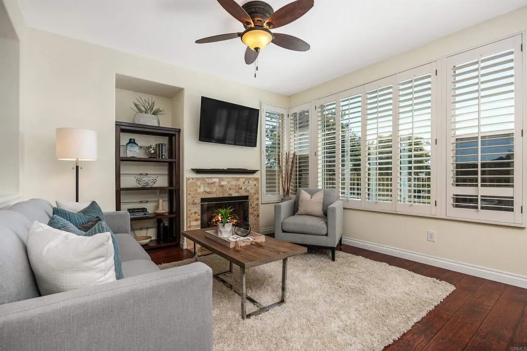https://cdn.realtyfeed.com/cdn/127/306736614/793fac51b8fdfe4461597bde5204b58f.webp