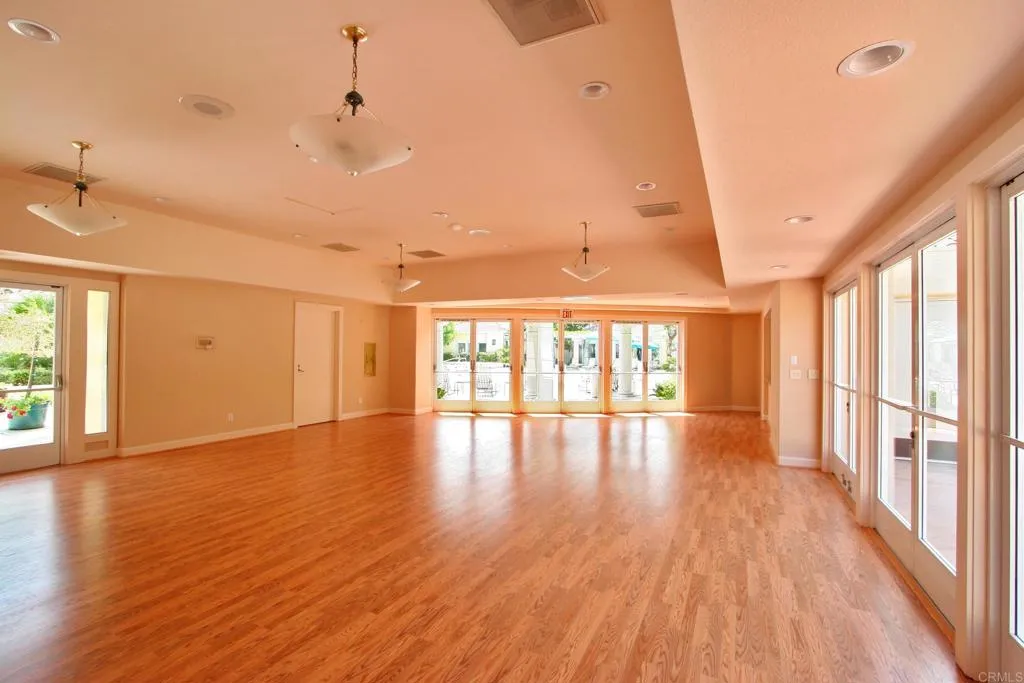 https://cdn.realtyfeed.com/cdn/127/306736614/b01a12cbe6bc2b8f00cc9f101901a1d3.webp