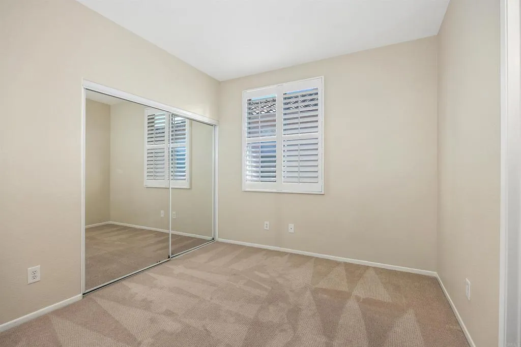 https://cdn.realtyfeed.com/cdn/127/306736614/f1276127ebfab62a78dbdc4a22d9f81c.webp