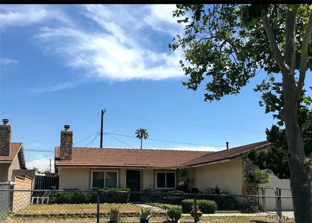 Fontana, CA 92335