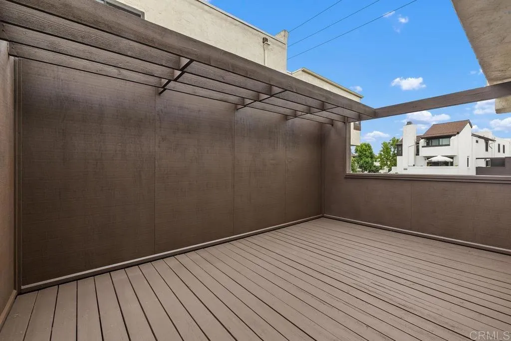 https://cdn.realtyfeed.com/cdn/127/306736699/1c9a292df40d4966fb7ad7d48e74ba8f.webp