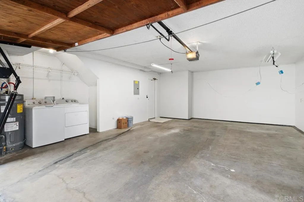 https://cdn.realtyfeed.com/cdn/127/306736699/450081fe353da4a203d2dcce95f8765f.webp