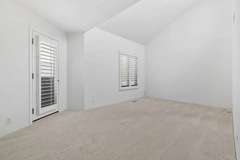 https://cdn.realtyfeed.com/cdn/127/306736699/ea4cf86cf88997789724267a46c9decf.webp