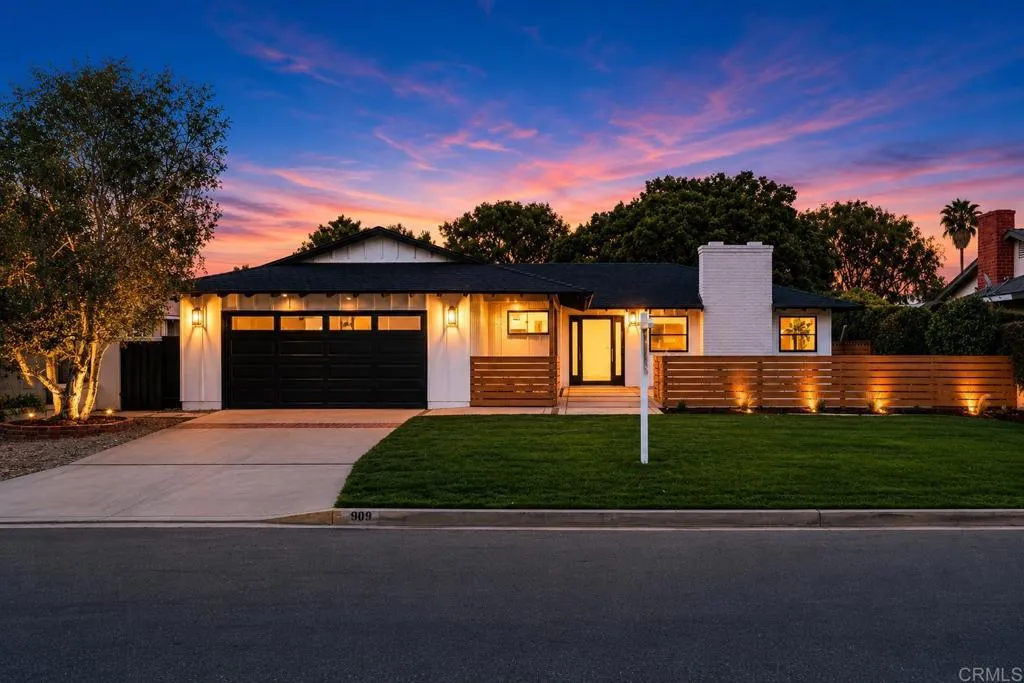 https://cdn.realtyfeed.com/cdn/127/306736701/6ca6cdbd06f90044f9c12f7f638b76a7.webp