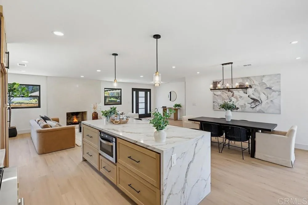 https://cdn.realtyfeed.com/cdn/127/306736701/d2f769827330308c7cb9d3071bd1b8ae.webp