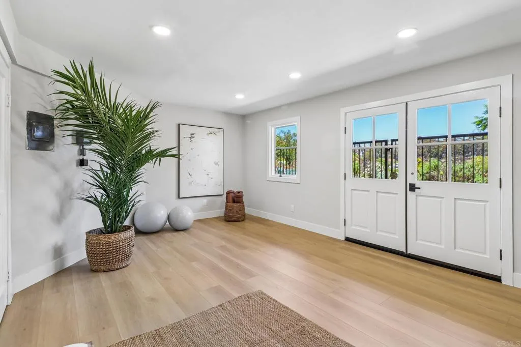 https://cdn.realtyfeed.com/cdn/127/306736715/044c220e55a20d72016a0a1adfc375a6.webp