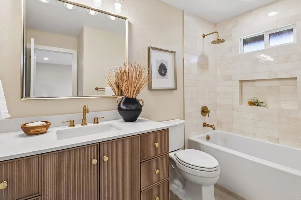 https://cdn.realtyfeed.com/cdn/127/306736715/3af6286b231c1535b9b829299cd4d915.webp