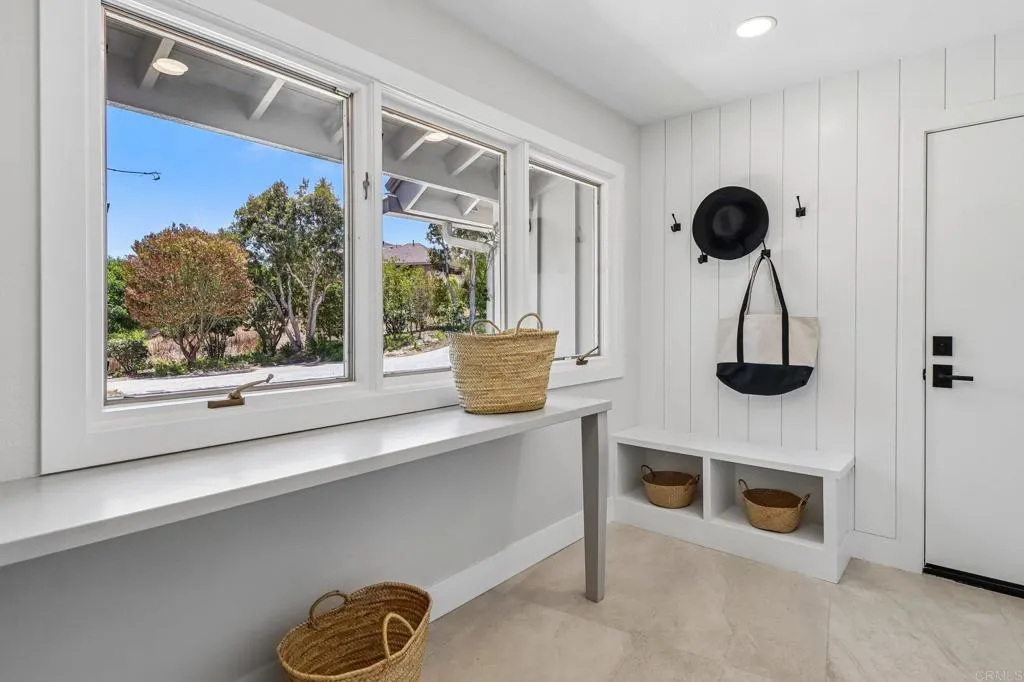 https://cdn.realtyfeed.com/cdn/127/306736715/894abe94a4d99ff5df75e9f7b57cff6a.webp