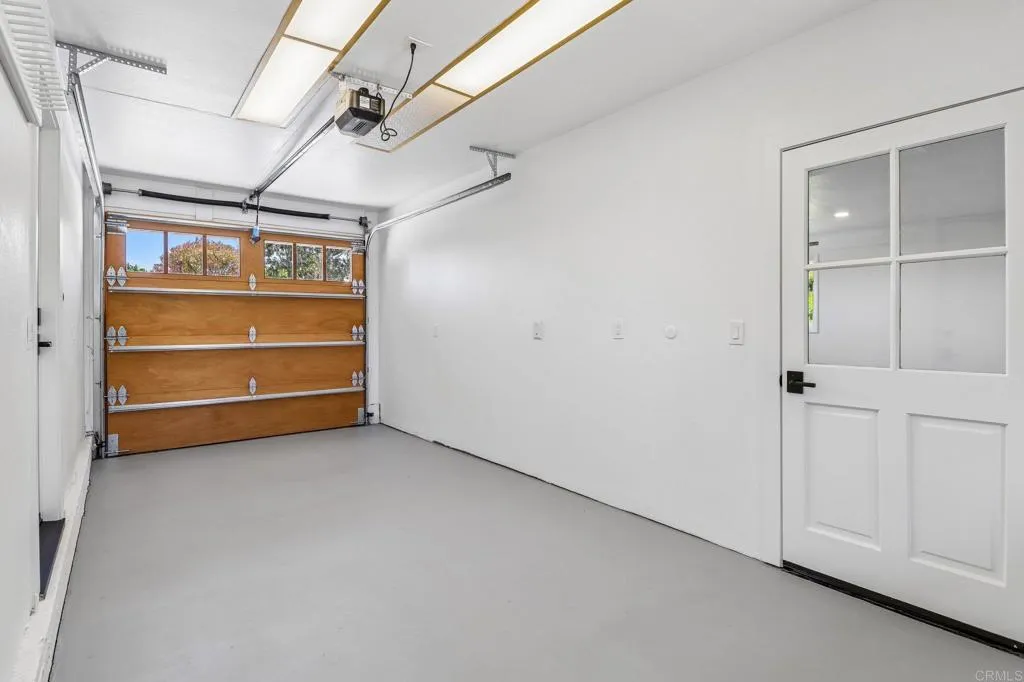 https://cdn.realtyfeed.com/cdn/127/306736715/8a34bbcfdaf73ec35f5e0a0ba1334aa1.webp