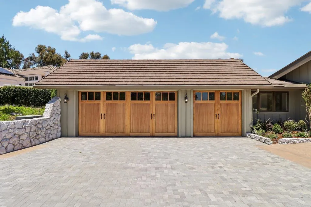 https://cdn.realtyfeed.com/cdn/127/306736715/920e26979d4da6d2b69519fef2d8107c.webp