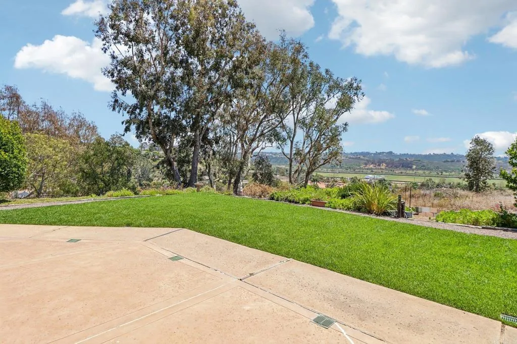 https://cdn.realtyfeed.com/cdn/127/306736715/a19b02efb9b0a729061593921c3c556b.webp