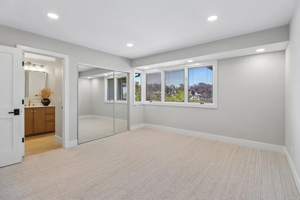 https://cdn.realtyfeed.com/cdn/127/306736715/a80c57e54f0fde2ad03e1d7f12808cea.webp
