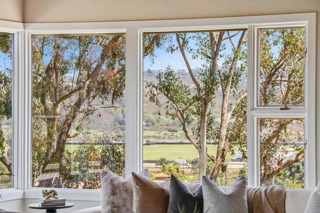 https://cdn.realtyfeed.com/cdn/127/306736715/d5d92ce607a80fba821af54b361b78d9.webp