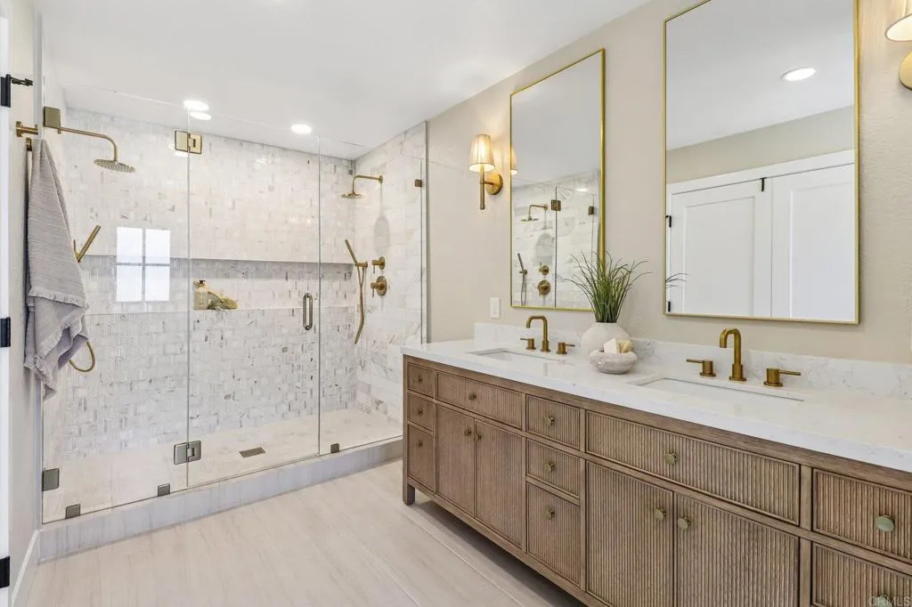 https://cdn.realtyfeed.com/cdn/127/306736715/f4caadc9ac793778ab9a95bd798ff82b.webp