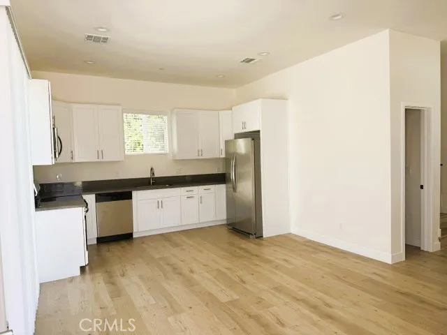 Van Nuys, CA 91406