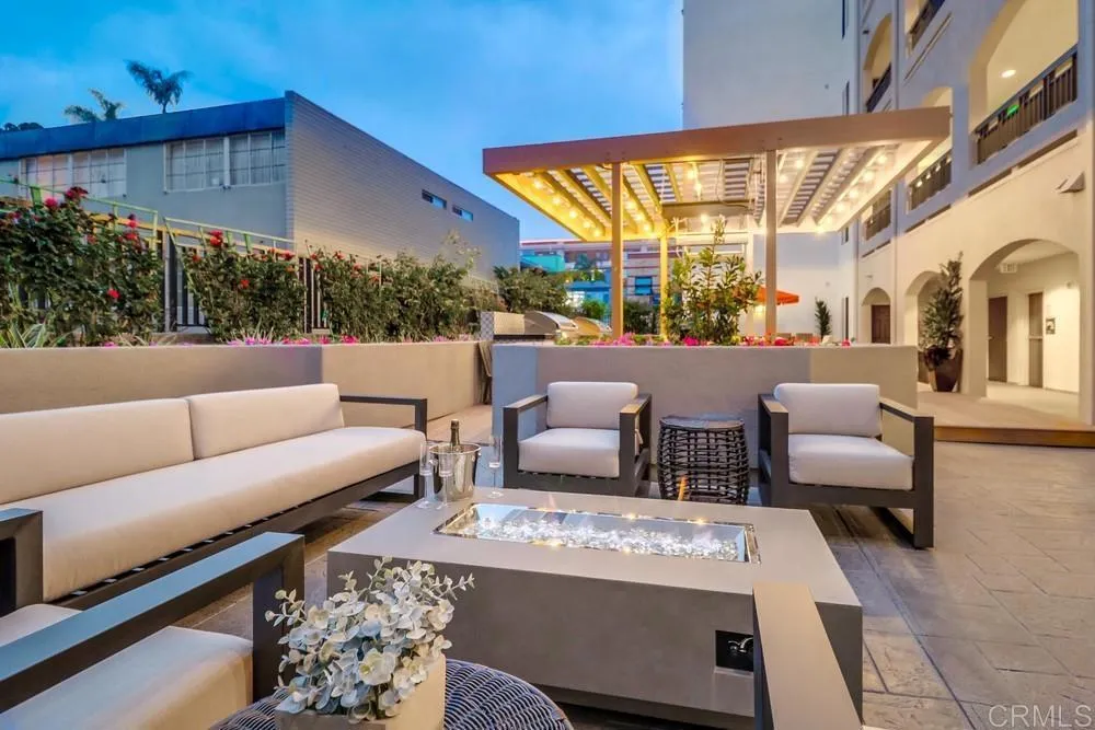 https://cdn.realtyfeed.com/cdn/127/306736752/8e7265004c02e943016a2e64259bd539.webp