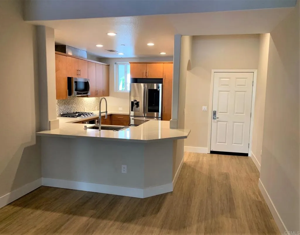 https://cdn.realtyfeed.com/cdn/127/306736752/94988b3a7165ce1d3360f82a6c834876.webp