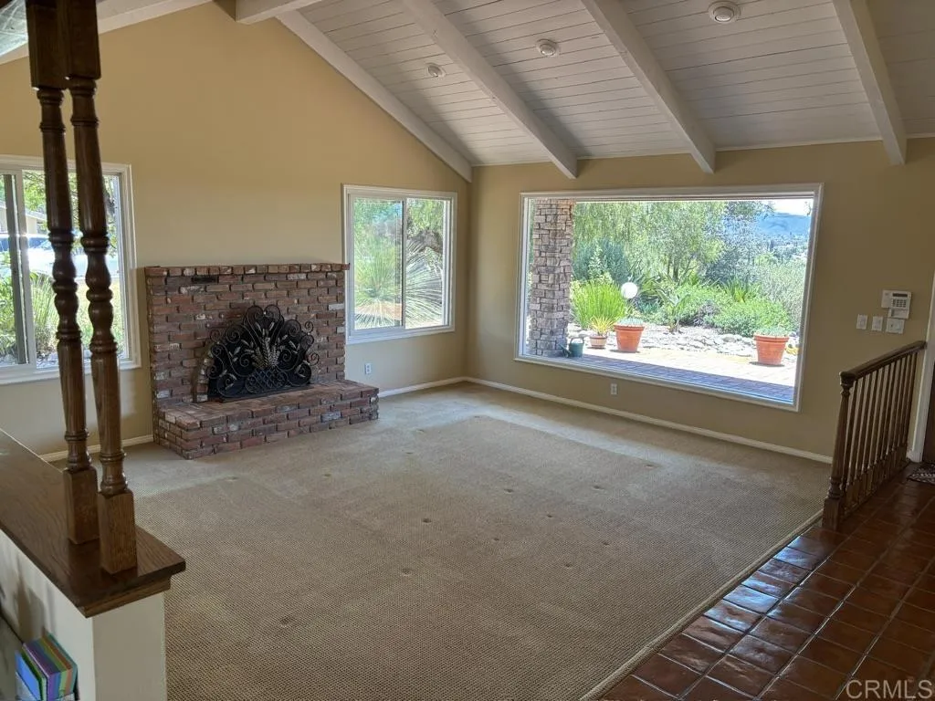 https://cdn.realtyfeed.com/cdn/127/306736753/8d7d430f18f588f8bd7ba4ca0e637417.webp