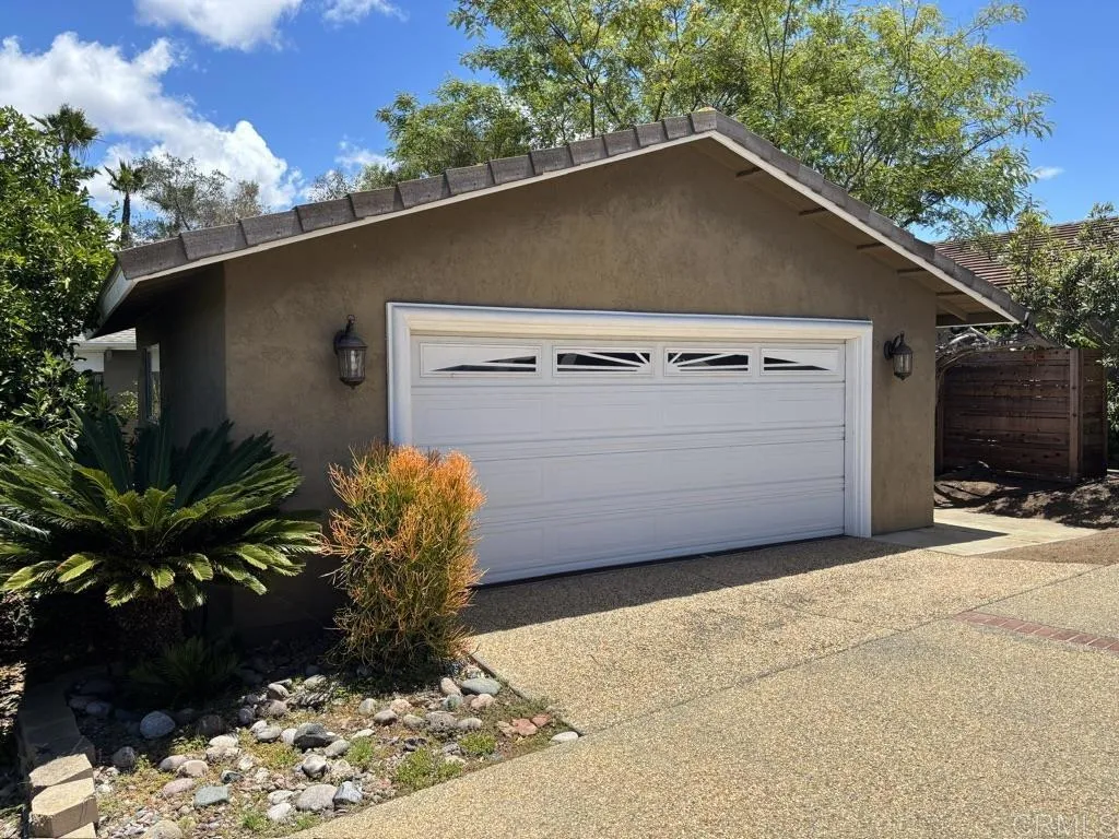 https://cdn.realtyfeed.com/cdn/127/306736753/b8427c42795e0157982fe53bb22d66eb.webp