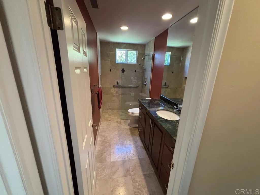 https://cdn.realtyfeed.com/cdn/127/306736753/f70bef40957dd539b4c92b20633e7712.webp