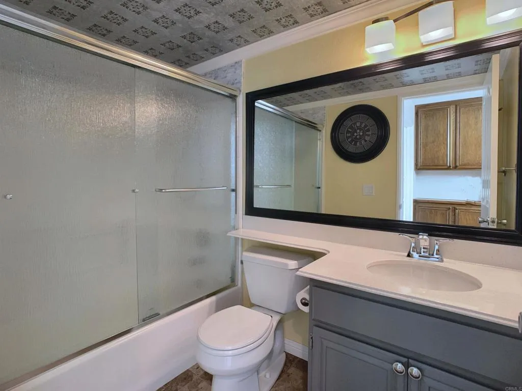 https://cdn.realtyfeed.com/cdn/127/306736772/31de9c256f1af83ce4069e020e3287af.webp