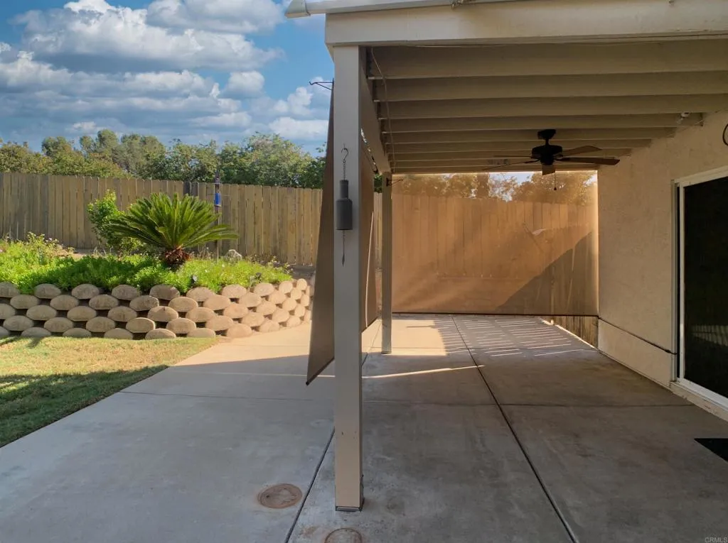 https://cdn.realtyfeed.com/cdn/127/306736772/61f4a966599cffdab2b4c73dabf8de1c.webp