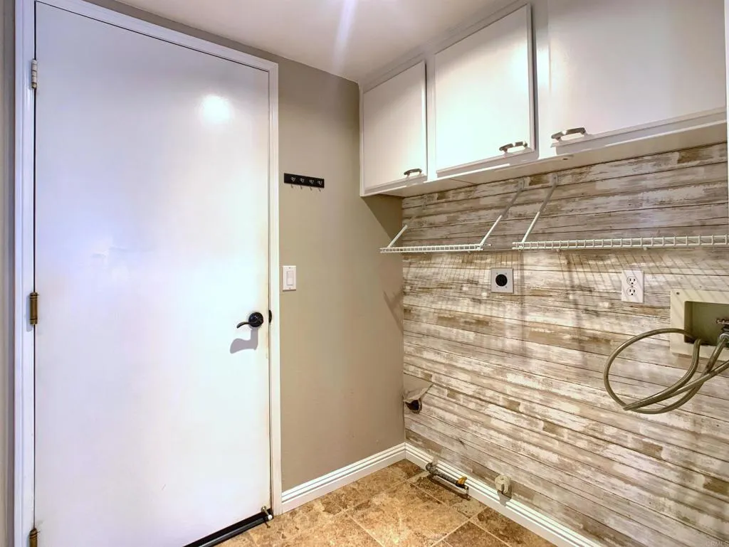 https://cdn.realtyfeed.com/cdn/127/306736772/db5de0c02370bae20a4a4cc0c4f62c87.webp