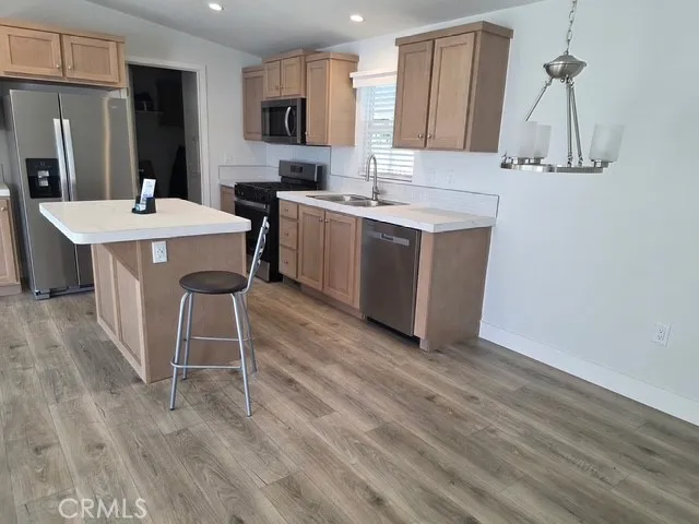 https://cdn.realtyfeed.com/cdn/127/306736808/194edec37985f079c0f8aab1fe052bad.webp