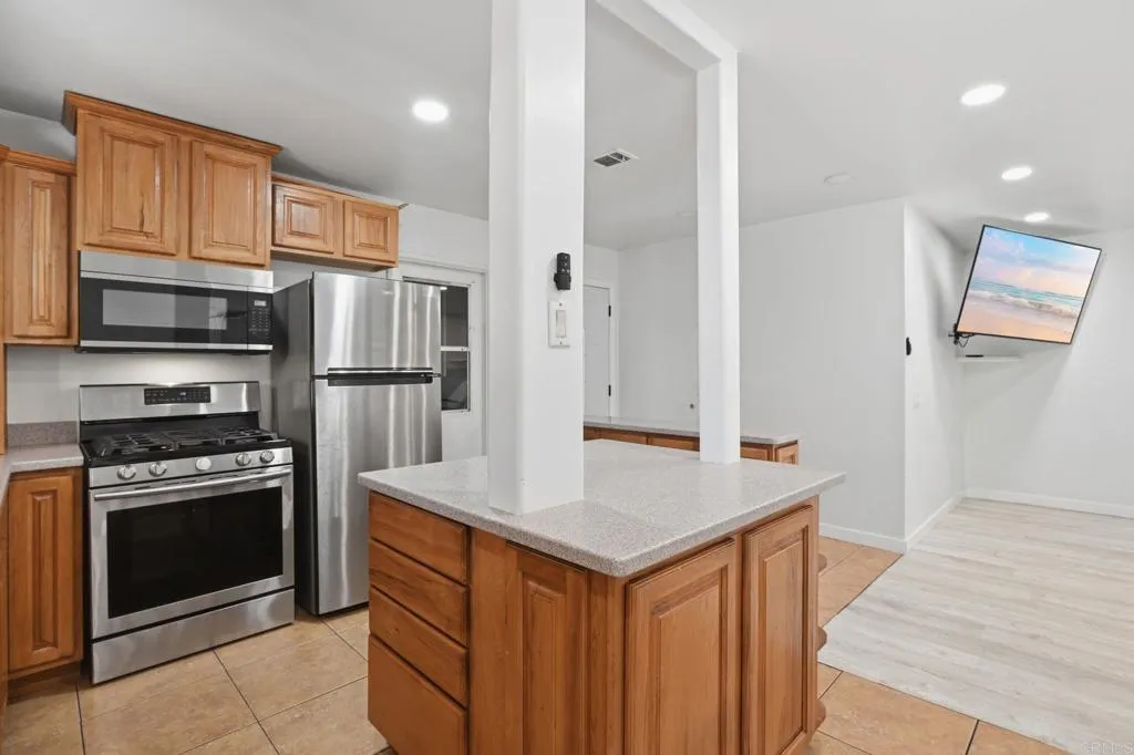 https://cdn.realtyfeed.com/cdn/127/306736809/2487f0779c7a67d8400675761ade7e06.webp