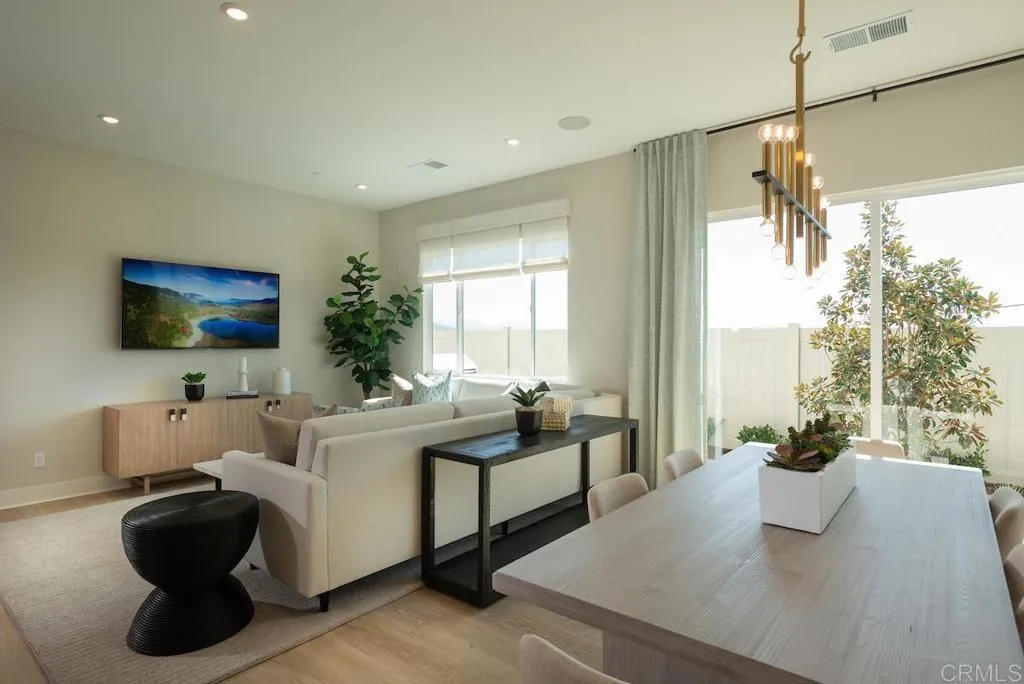https://cdn.realtyfeed.com/cdn/127/306736810/f799a601948255d84b219b6aa85e9fdd.webp