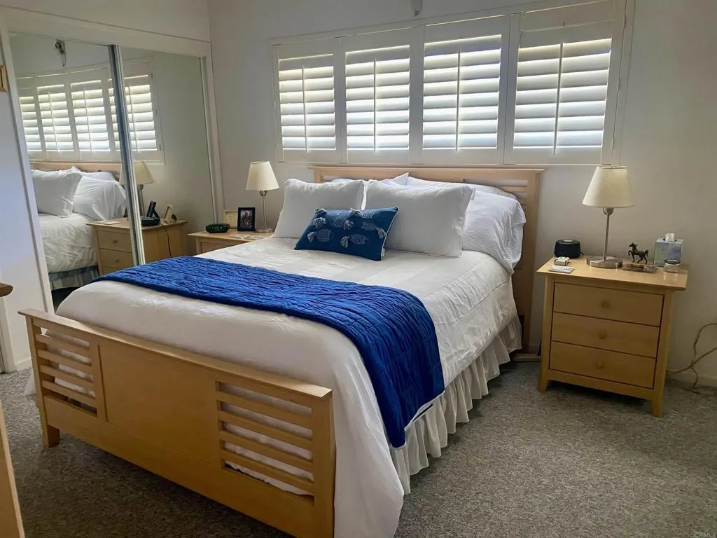 https://cdn.realtyfeed.com/cdn/127/306736824/054996dd3e02bf27b70ea3abbd455ede.webp