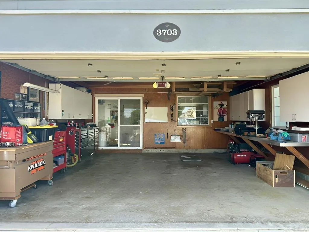 https://cdn.realtyfeed.com/cdn/127/306736824/d609069a0f55536e4704902eba8efdf4.webp